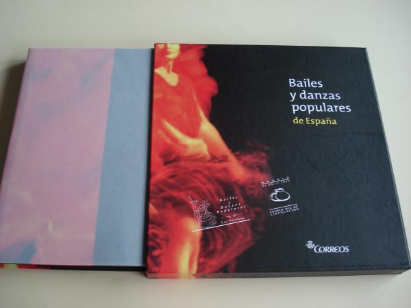 Bailes y danzas populares de Espaa. Cada baile tiene un sello de Correos conmemorativo. Libro en estuche carton ilustrado