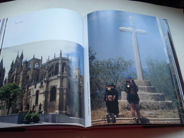 La gracia de la peregrinacin. Santiago de Compostela (Libro de fotografas en color de gran formato)