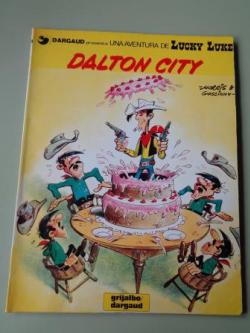 Ver os detalles de:  Dalton City. Una aventura de Lucky Luke